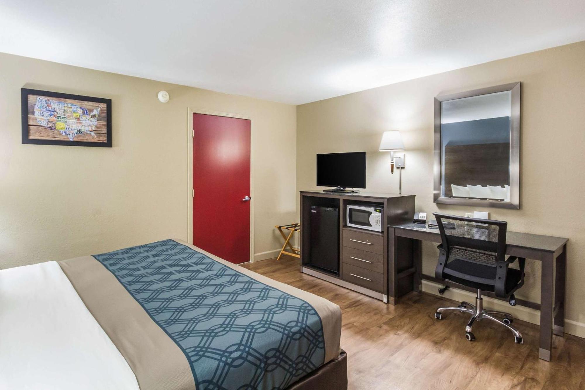 Econo Lodge Inn & Suites I-35 At Shawnee Mission Overland Park Exteriör bild