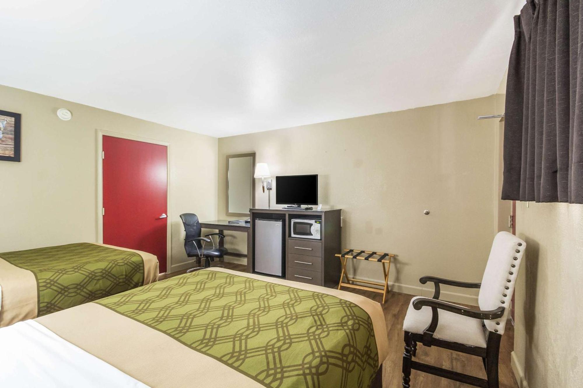 Econo Lodge Inn & Suites I-35 At Shawnee Mission Overland Park Exteriör bild