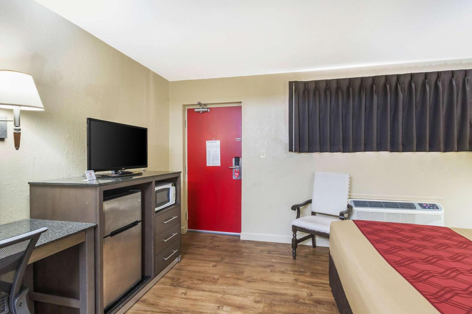 Econo Lodge Inn & Suites I-35 At Shawnee Mission Overland Park Exteriör bild